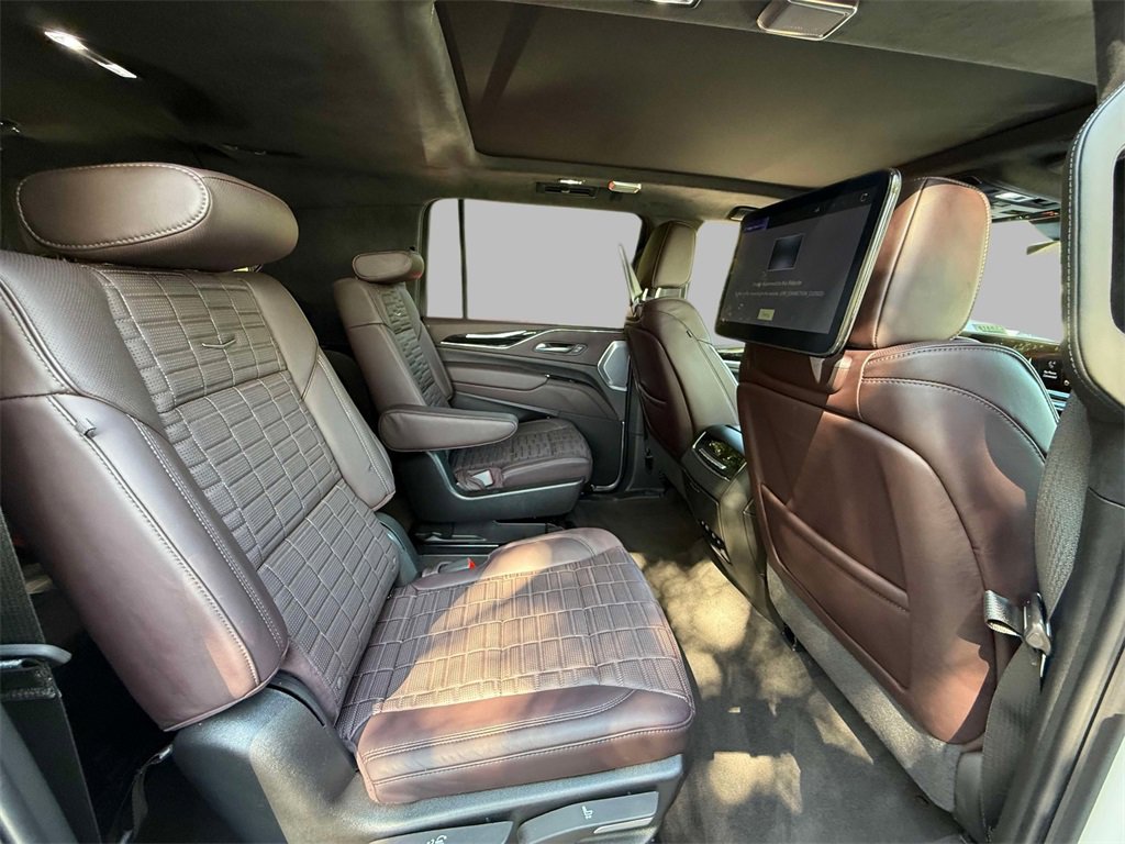 Certified 2024 Cadillac Escalade ESV Sport Platinum w/ LPO, ONYX Package image 16