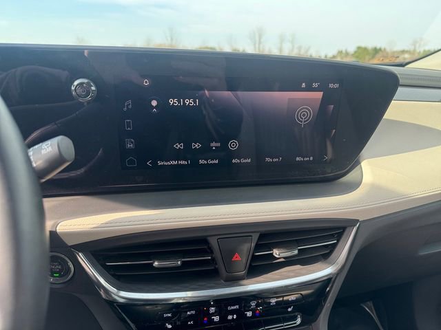 Used 2024 Buick Encore GX Avenir w/ Avenir Technology Package image 21