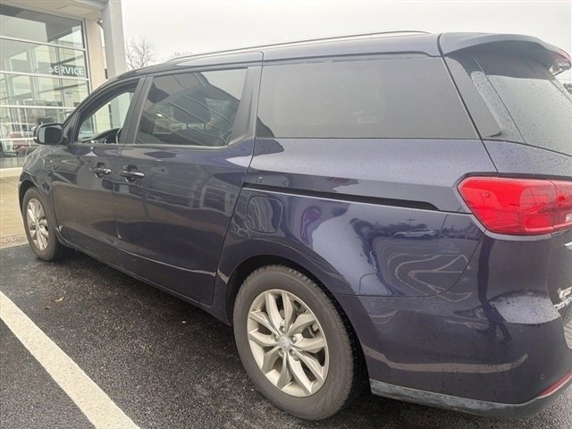 Used 2021 Kia Sedona EX image 5
