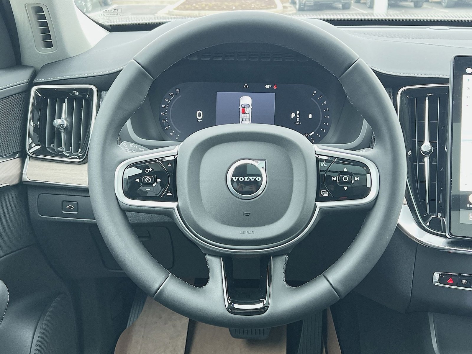 New 2026 Volvo XC90 B6 Plus w/ Protection Package image 16