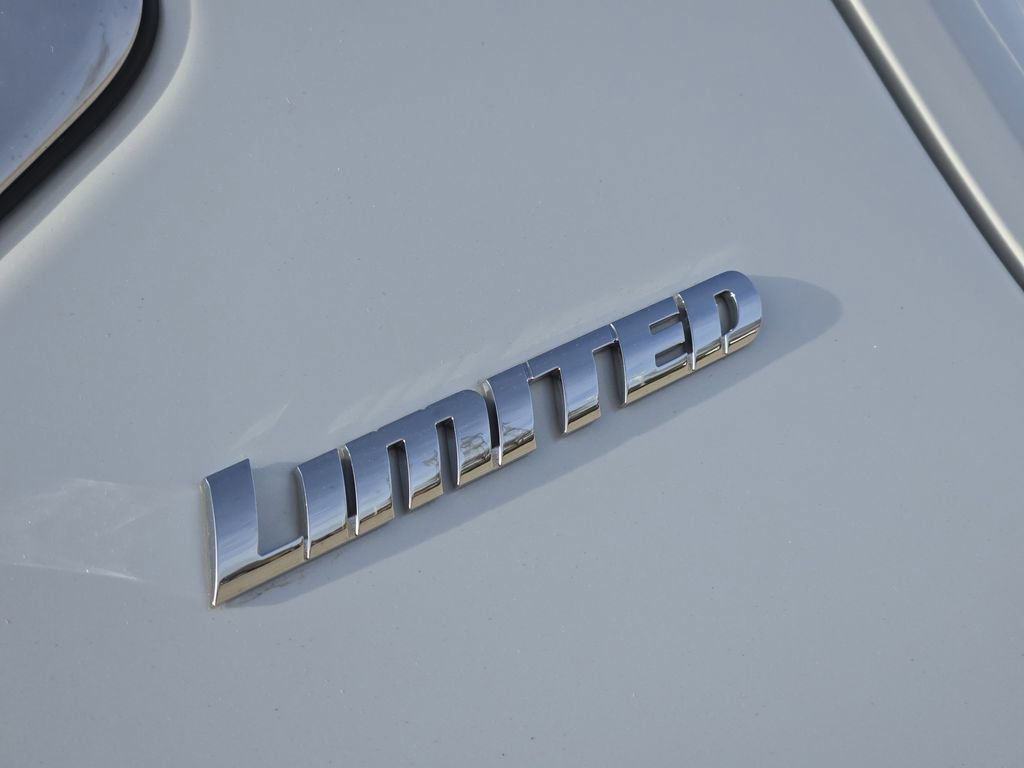 Used 2024 Toyota Tundra Limited image 13