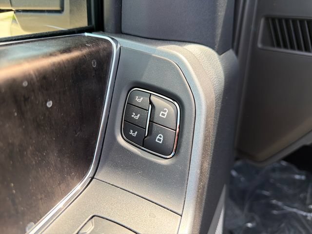 New 2026 Ford F250 Lariat w/ Black Appearance Package AWD/4WD image 21