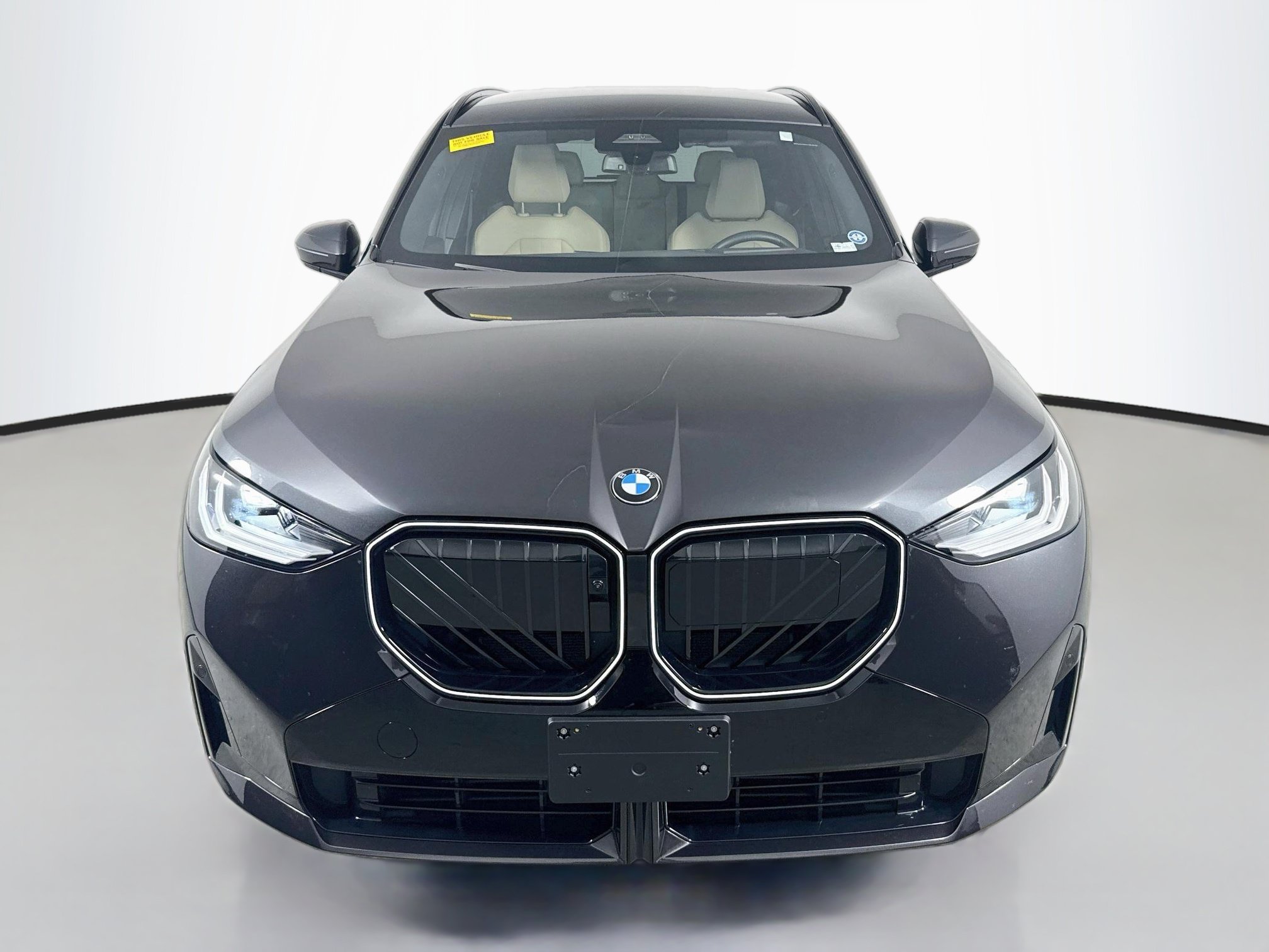 Used 2025 BMW X3 xDrive30i w/ Premium Package AWD/4WD image 2
