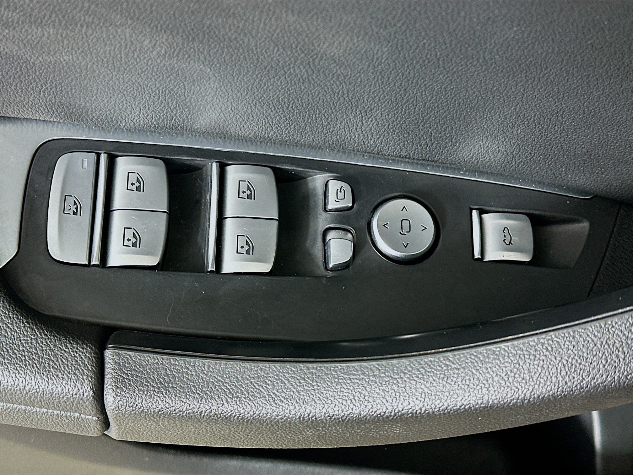 Used 2024 BMW X3 sDrive30i RWD image 15