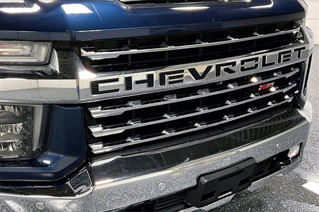 Used 2020 Chevrolet Silverado 2500 LTZ w/ LTZ Premium Package image 30