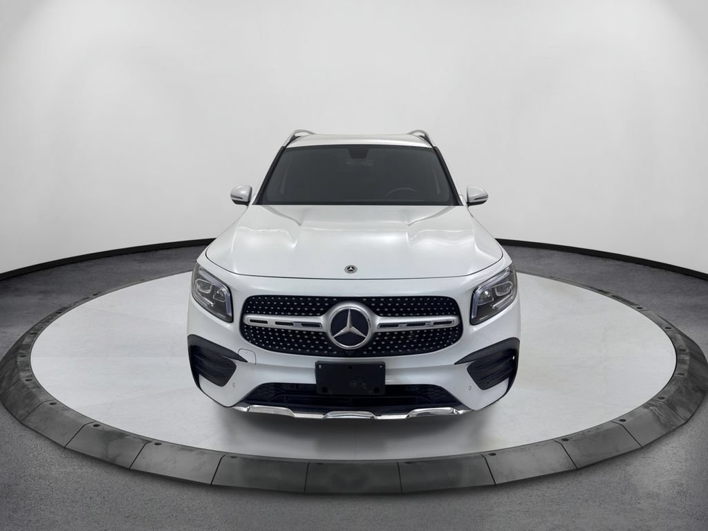 Used 2021 Mercedes-Benz GLB 250 image 2