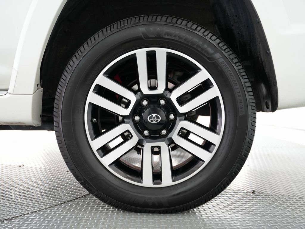 Used 2018 Toyota 4Runner Limited image 68