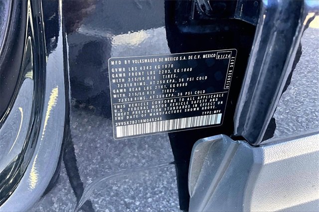 Used 2024 Volkswagen Taos SE image 19