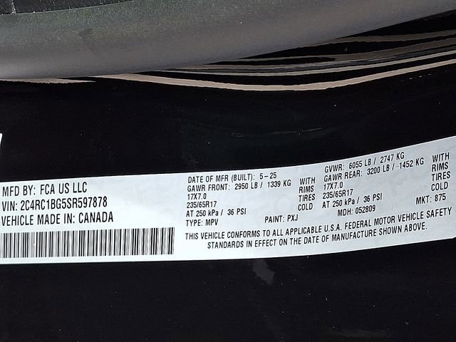 Used 2025 Chrysler Pacifica Select image 27