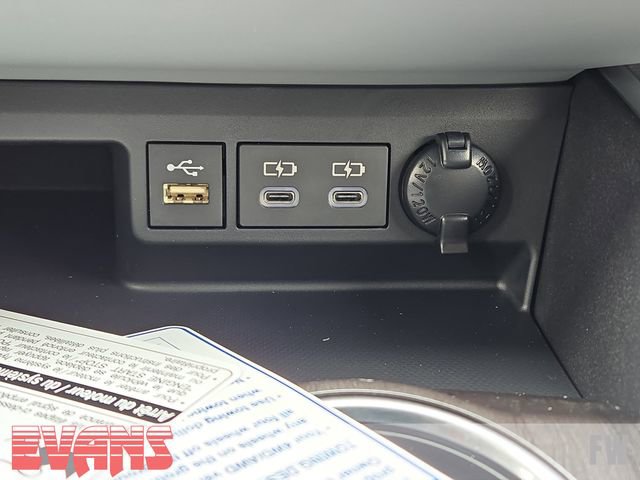 New 2026 Toyota Highlander Platinum image 12