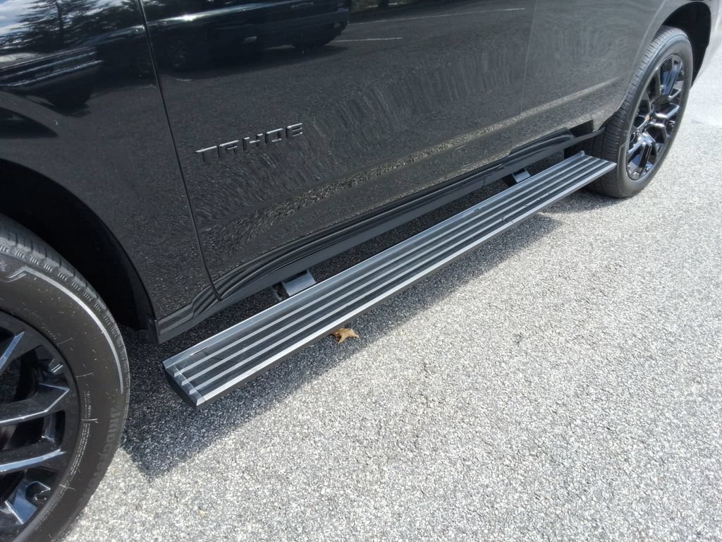 Certified 2025 Chevrolet Tahoe High Country w/ LPO, Illumination Package AWD/4WD image 12