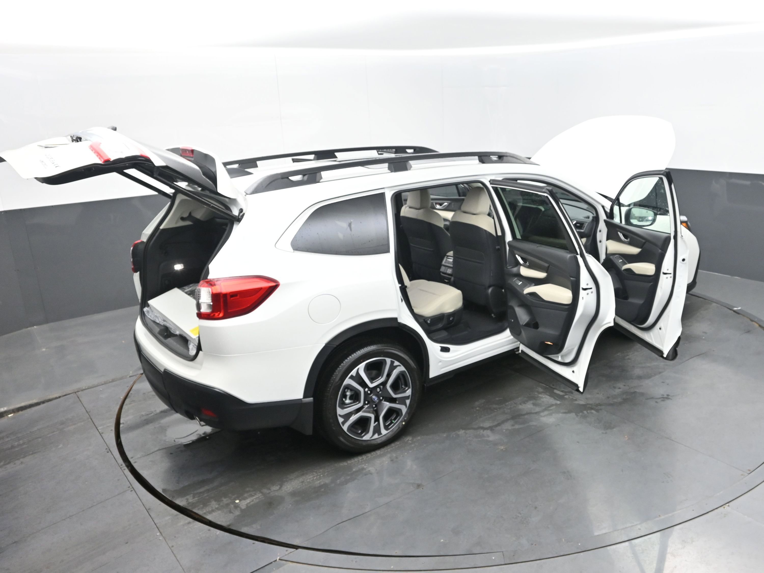 New 2025 Subaru Ascent Limited image 46