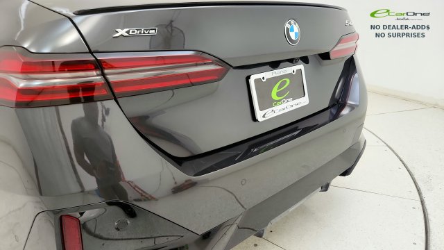 Used 2026 BMW 540i xDrive w/ Executive Package AWD/4WD image 26