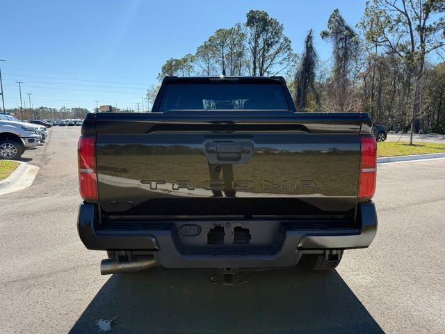 Used 2025 Toyota Tacoma TRD Off-Road image 11