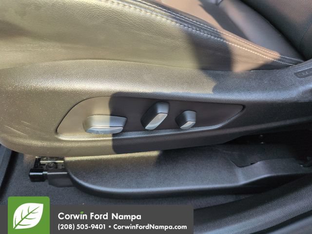 Used 2024 Cadillac XT6 Sport w/ Technology Package AWD/4WD image 12