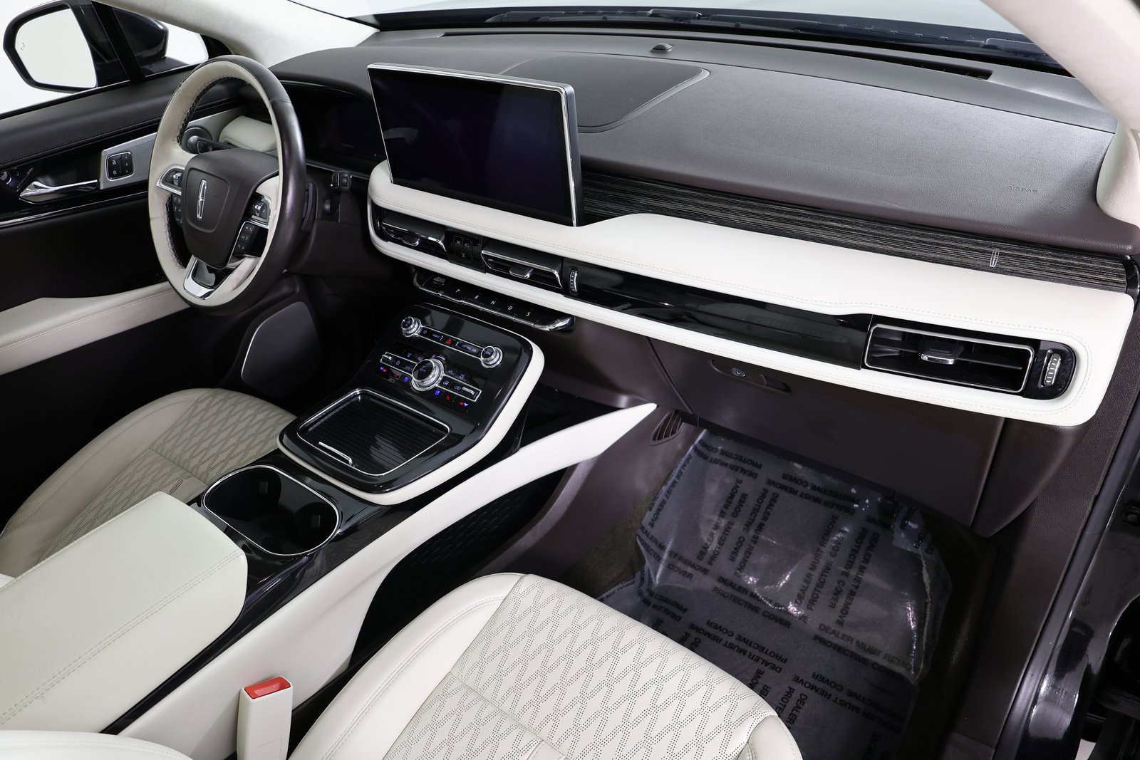 Used 2022 Lincoln Nautilus Black Label w/ Class II Trailer Tow Package image 40