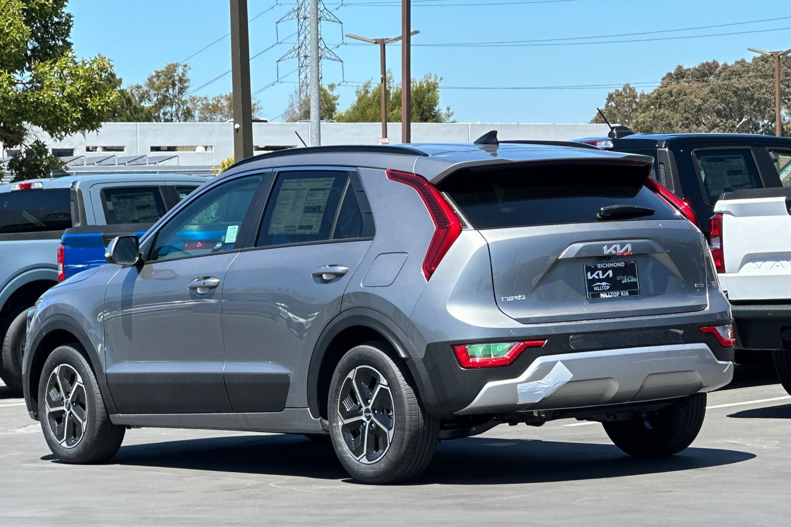New 2026 Kia Niro EX FWD image 6