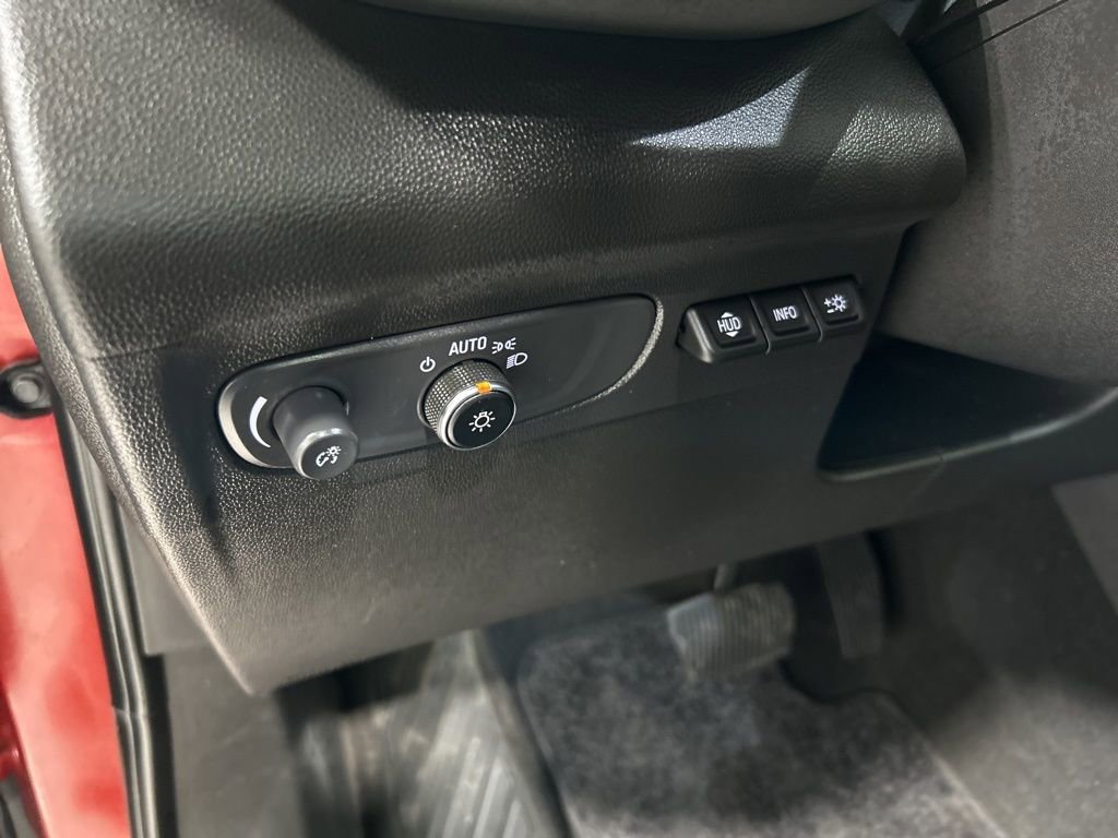 Used 2023 Buick Envision Avenir AWD/4WD image 14