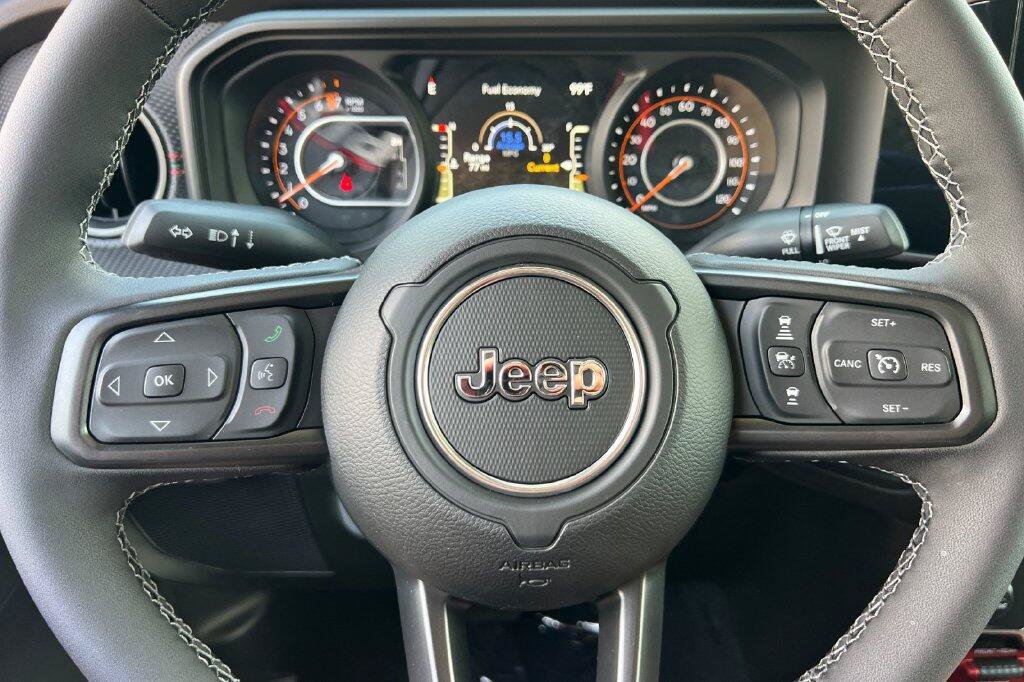 New 2026 Jeep Gladiator Rubicon AWD/4WD image 23