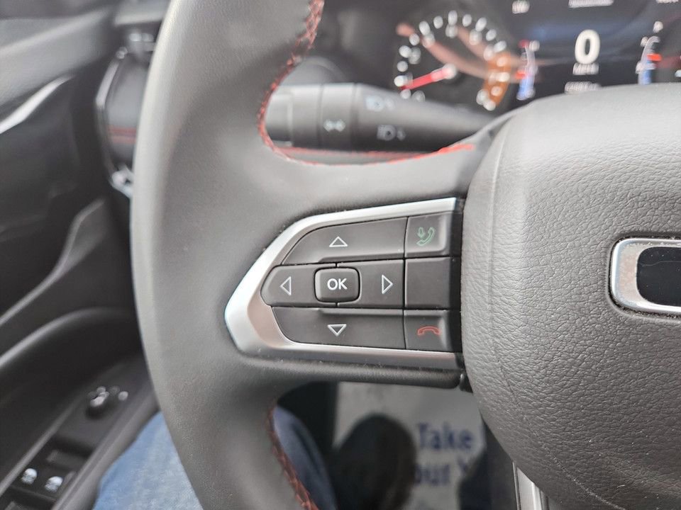 Used 2024 Jeep Compass Trailhawk image 18