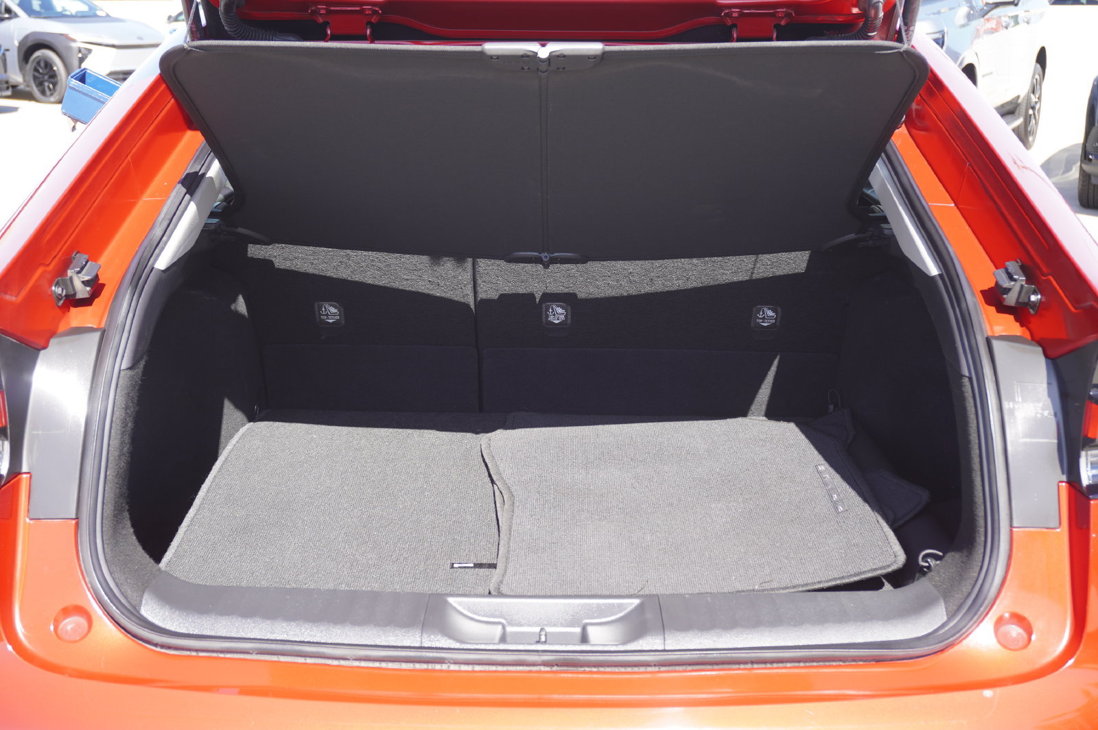 Certified 2024 Toyota Prius XLE FWD image 5