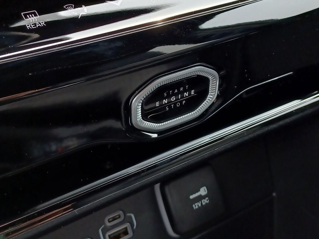 New 2026 Jeep Grand Cherokee L Limited AWD/4WD image 15