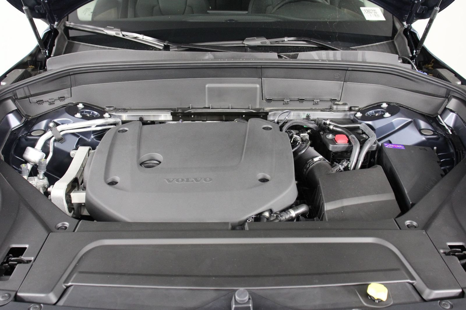 New 2026 Volvo XC90 B6 Plus AWD/4WD image 12