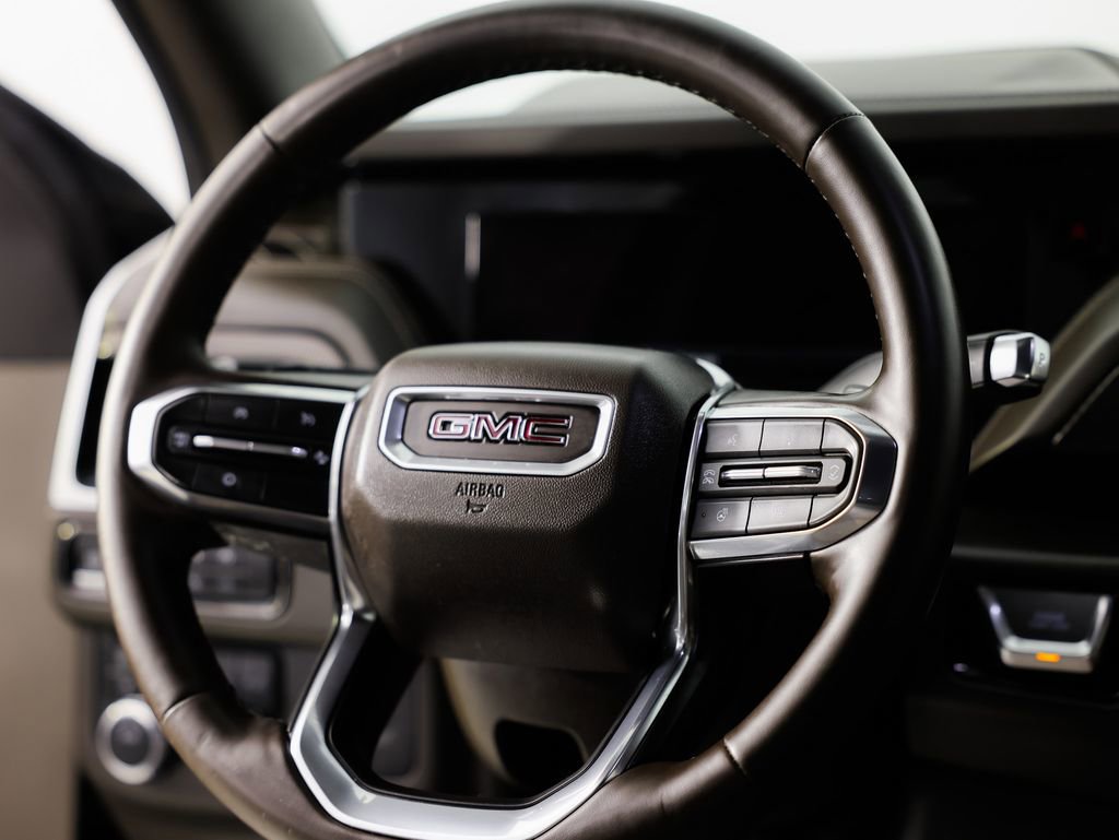 Used 2025 GMC Yukon XL Elevation image 27
