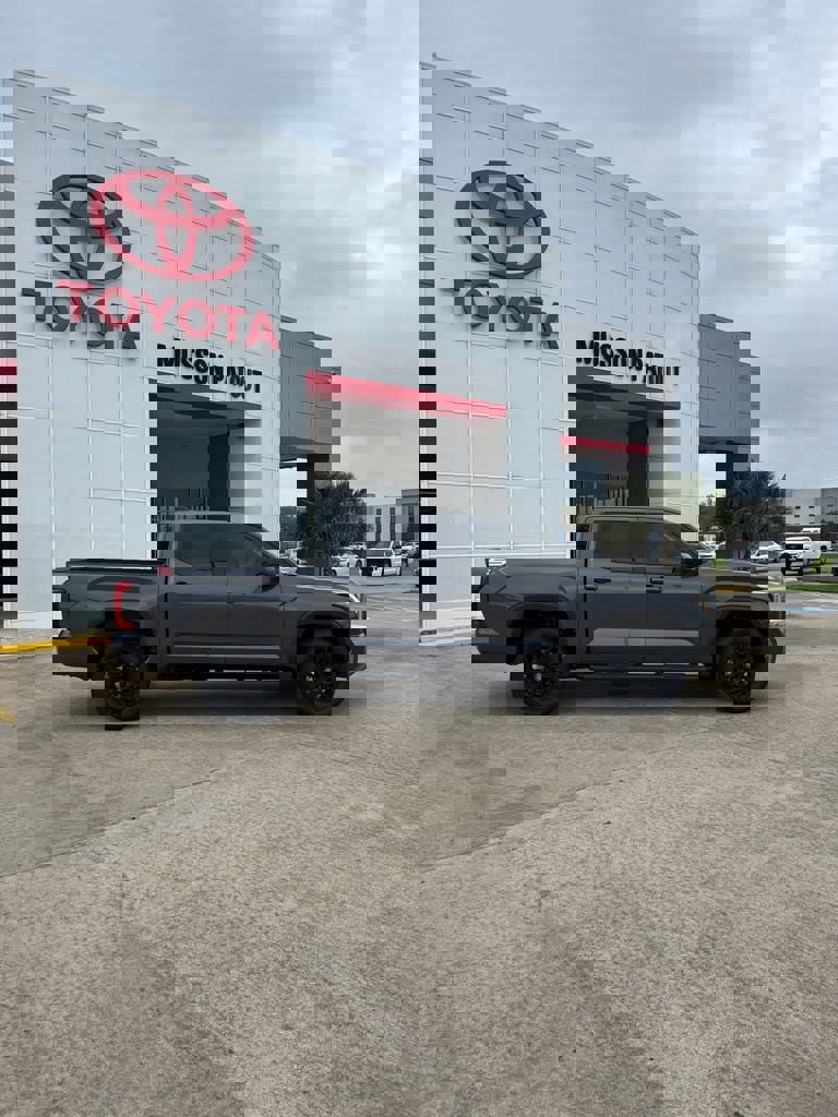 Used 2026 Toyota Tundra SR5 w/ SX Package image 7