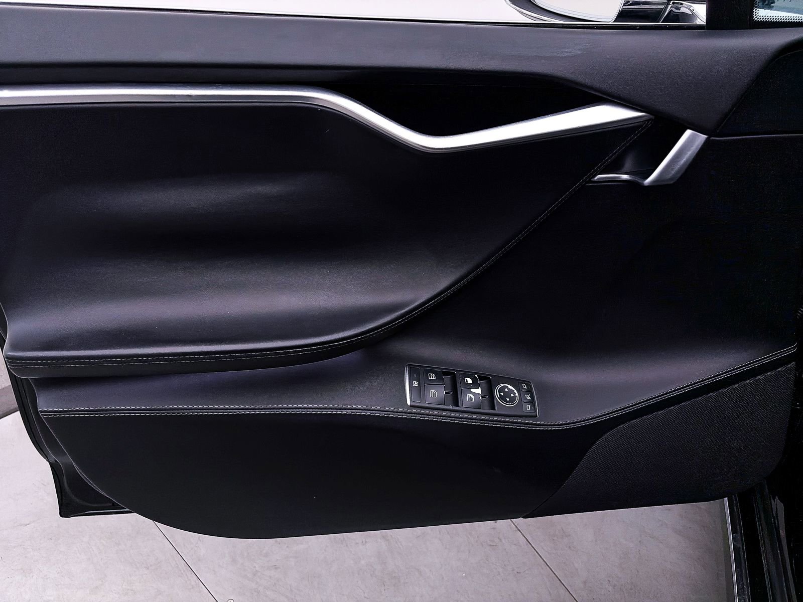 Used 2017 Tesla Model S 75 image 8