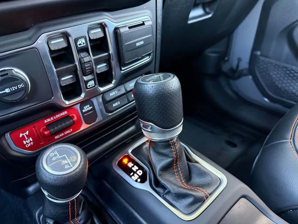 Used 2021 Jeep Gladiator Mojave AWD/4WD image 17