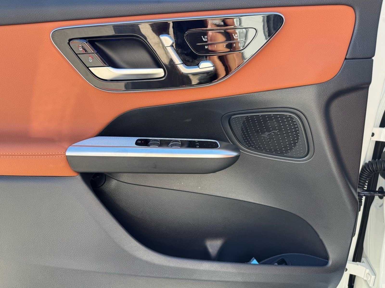 Certified 2026 Mercedes-Benz GLC 300 image 12