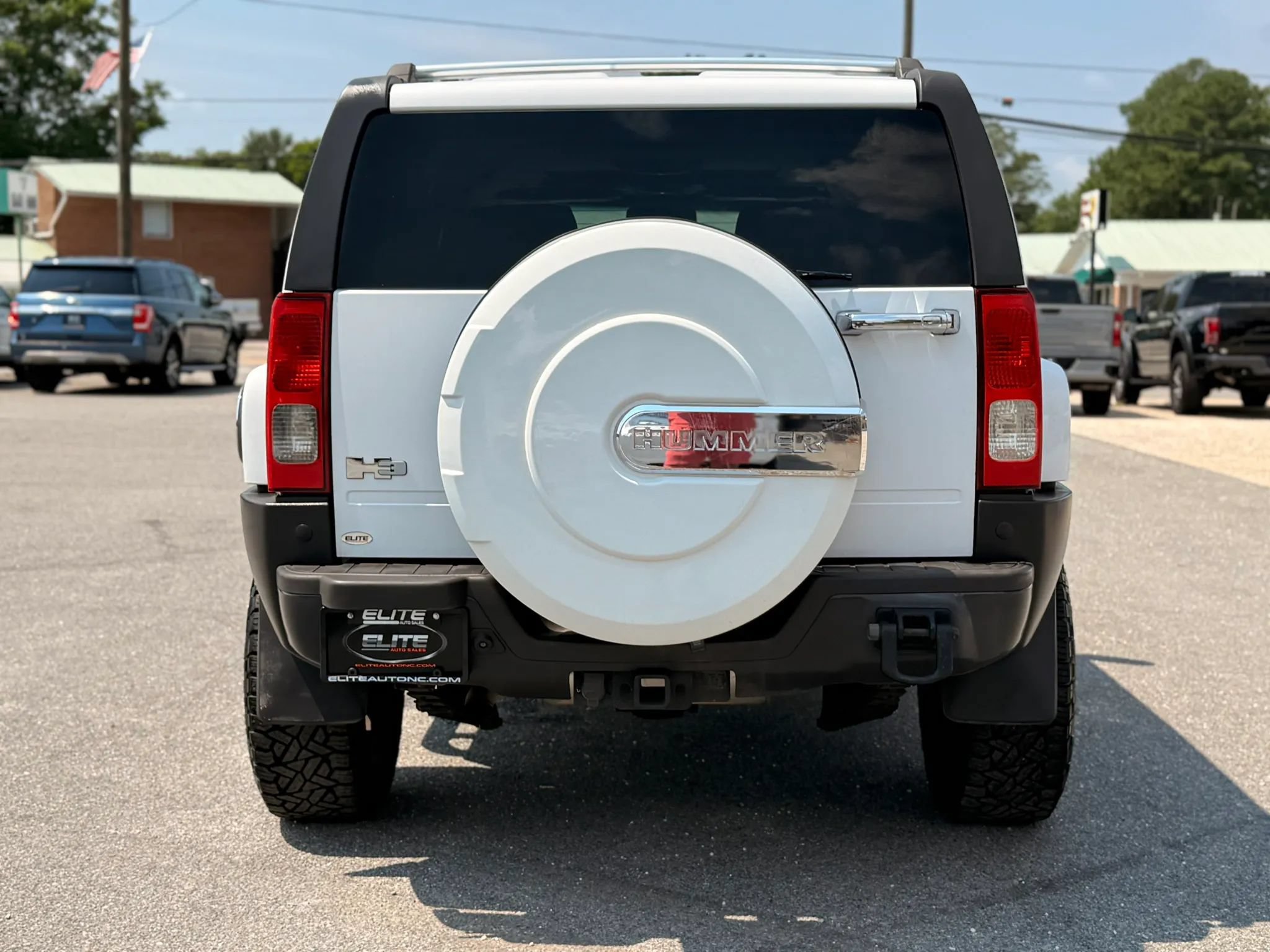 Used 2009 HUMMER H3 Luxury AWD/4WD image 8