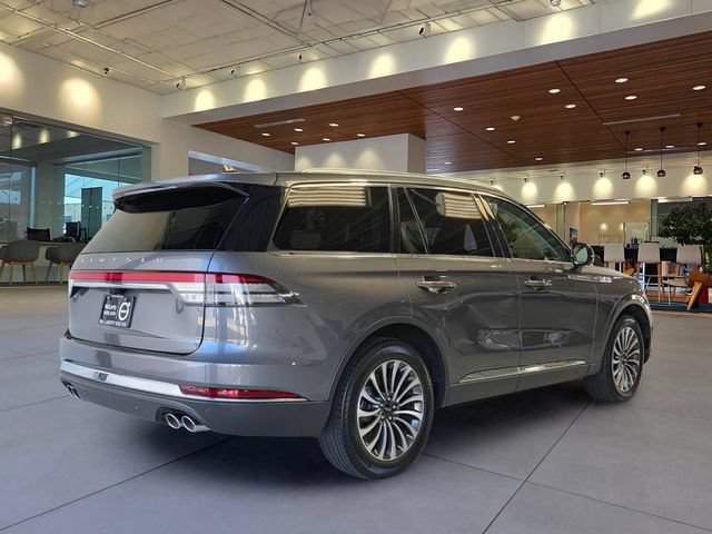 Used 2023 Lincoln Aviator Reserve AWD/4WD image 7