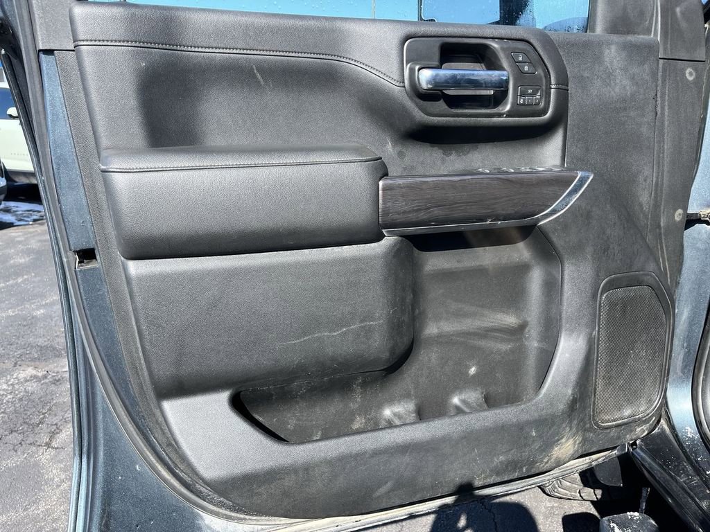 Used 2020 Chevrolet Silverado 2500 LTZ w/ LTZ Convenience Package image 21