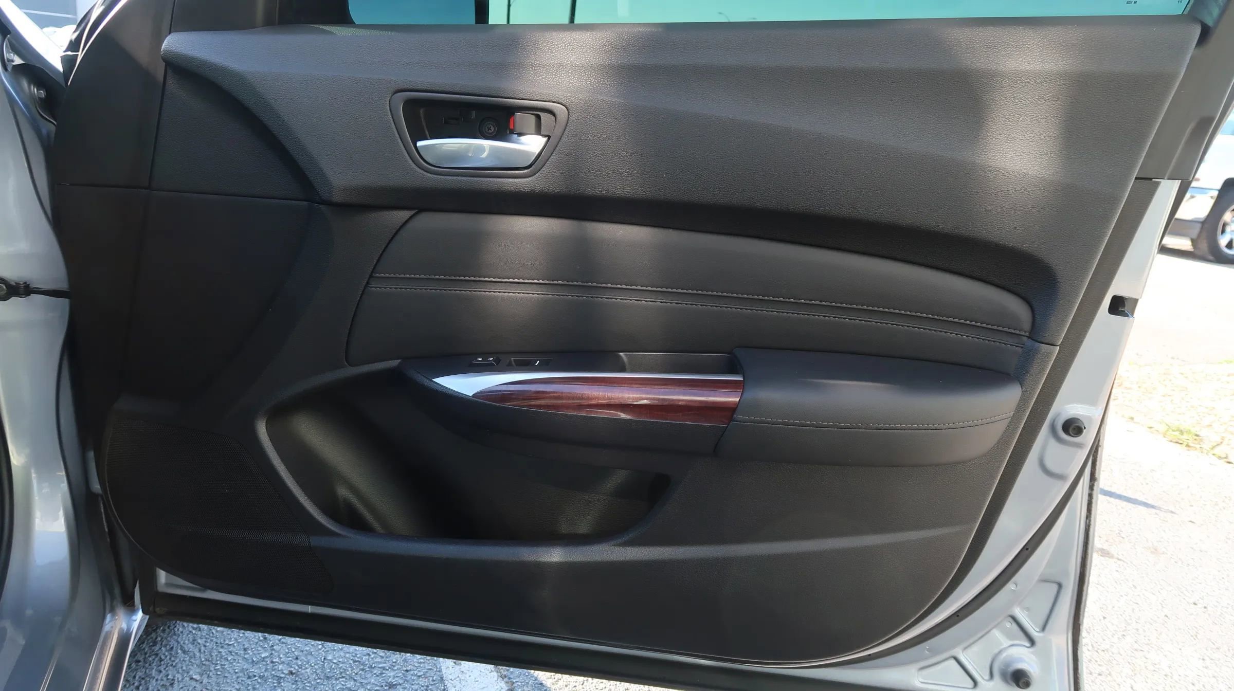 Used 2015 Acura TLX V6 FWD image 49