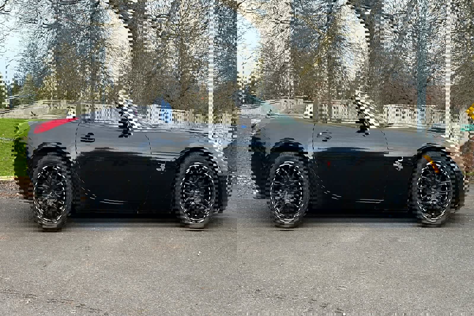 Used 2007 Pontiac Solstice GXP w/ Premium Package image 7