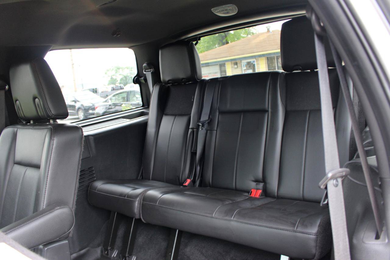 Used 2014 Ford Expedition Limited w/ Equipment Group 301A AWD/4WD image 34