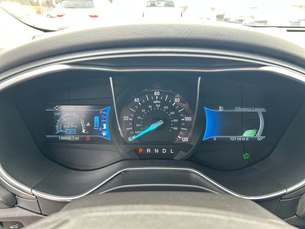 Used 2015 Ford Fusion Titanium image 17