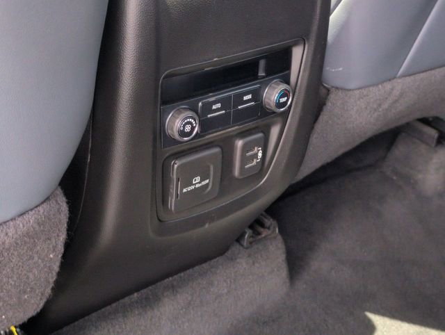 Used 2019 Buick Enclave Essence FWD image 22