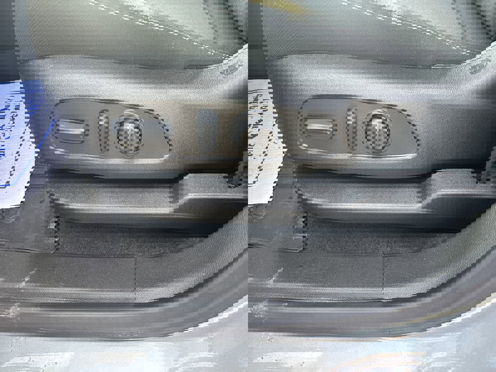 Used 2025 Chevrolet Blazer LT w/ Convenience Package image 15