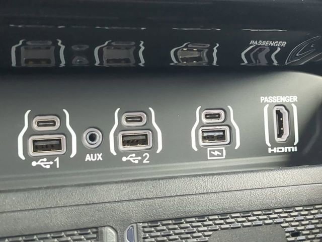 Used 2025 RAM 2500 Limited image 27