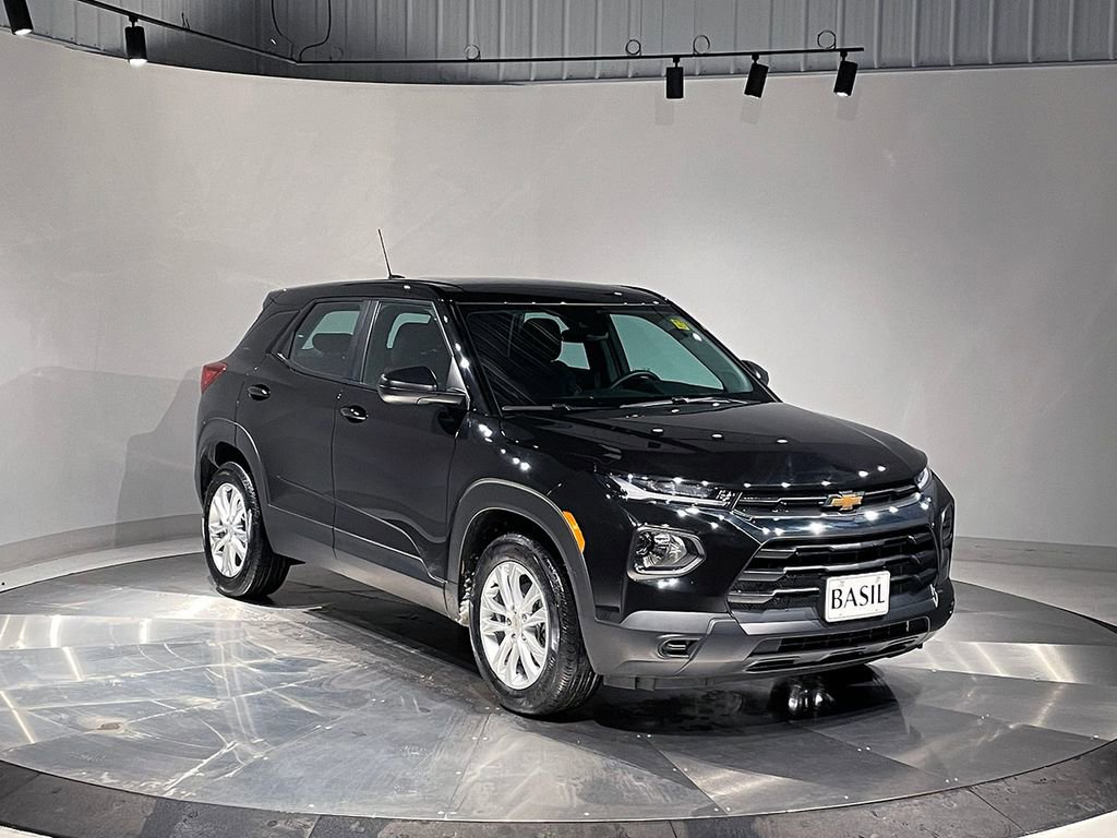 Used 2023 Chevrolet TrailBlazer LS image 36