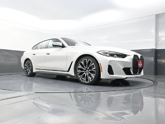 Used 2023 BMW 430i Gran Coupe xDrive w/ Premium Package AWD/4WD image 31