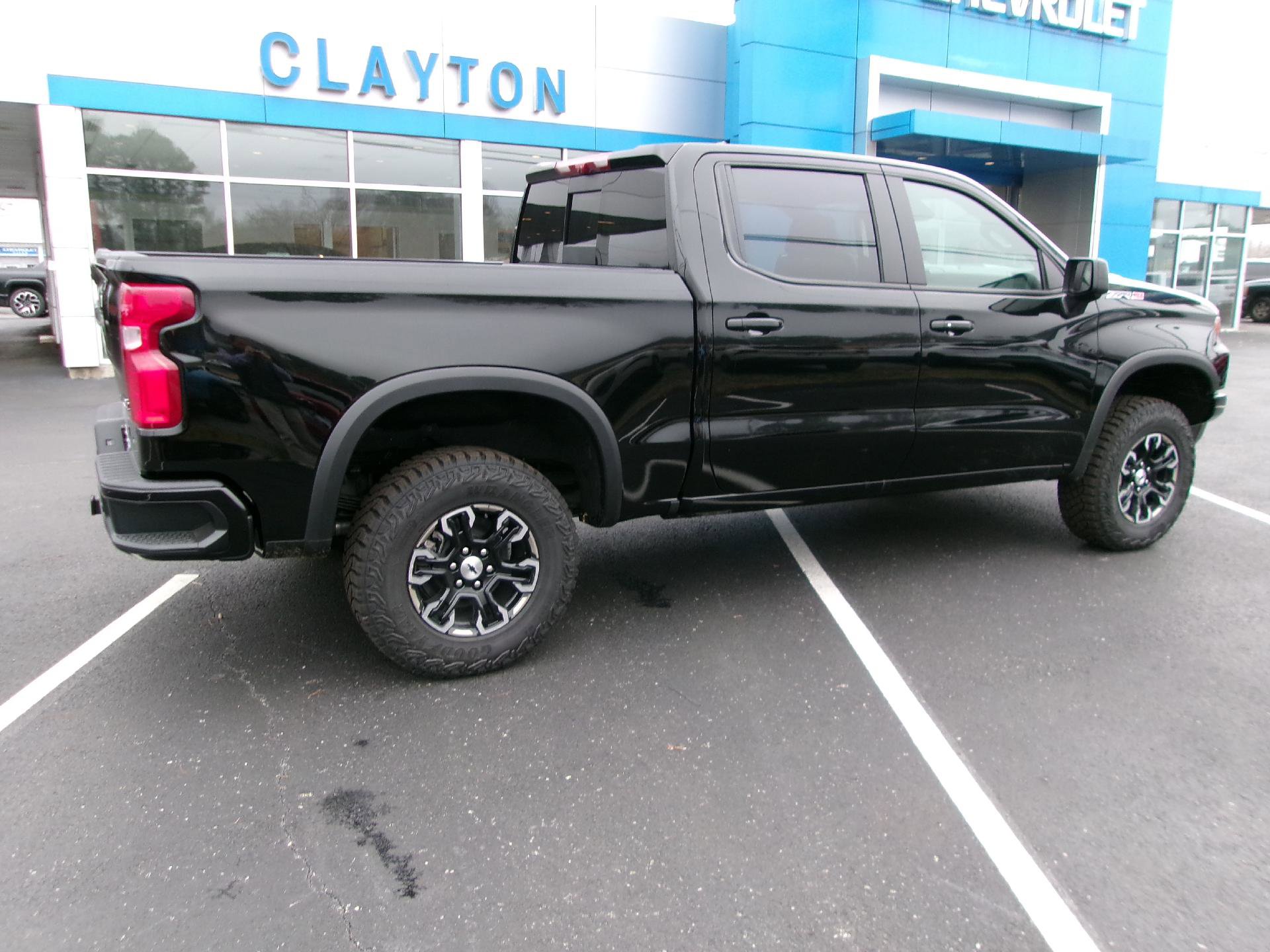 New 2026 Chevrolet Silverado 1500 ZR2 image 3