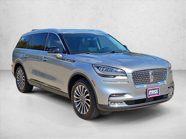 Used 2021 Lincoln Aviator Reserve w/ Equipment Group 201A AWD/4WD image 3