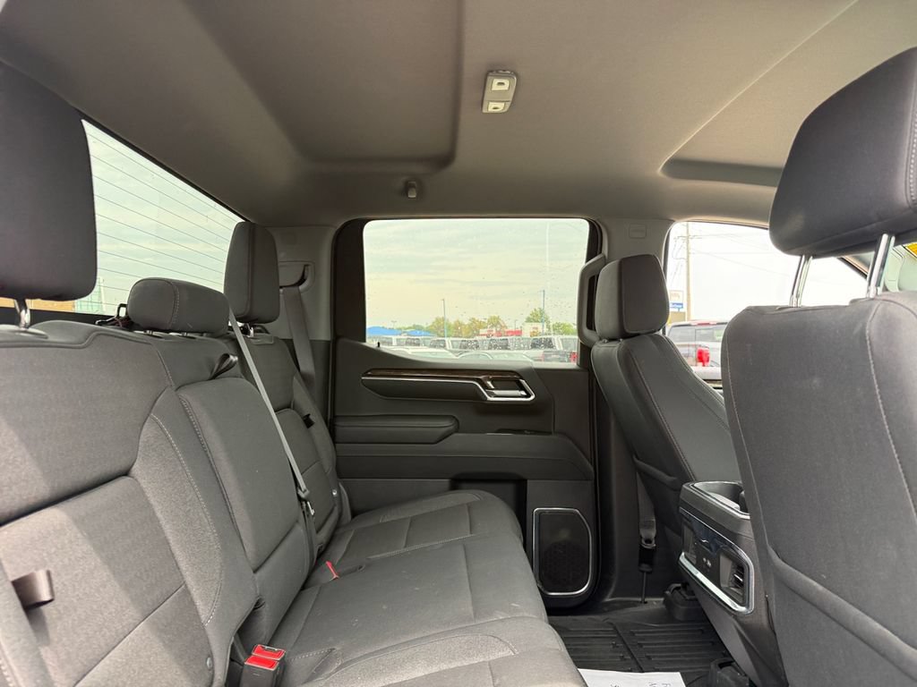 Used 2024 GMC Sierra 1500 Elevation w/ LPO, Elevation Black Package AWD/4WD image 38