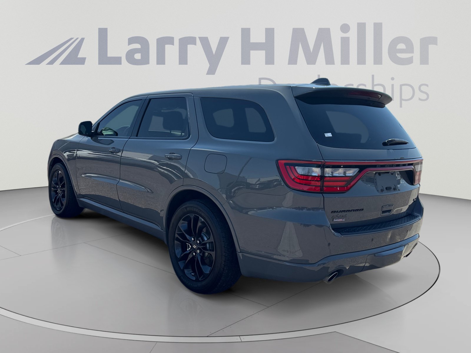 Used 2021 Dodge Durango R/T RWD image 3