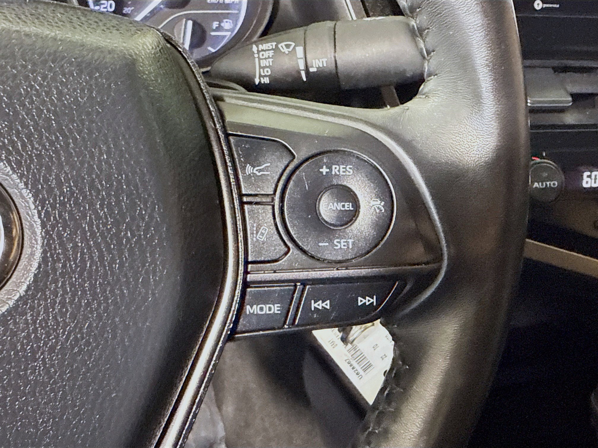 Used 2022 Toyota Camry SE image 15