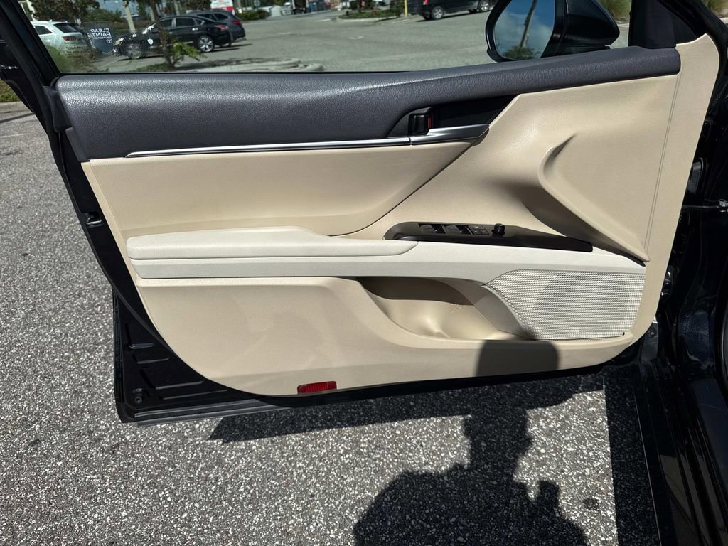 Used 2024 Toyota Camry LE image 16